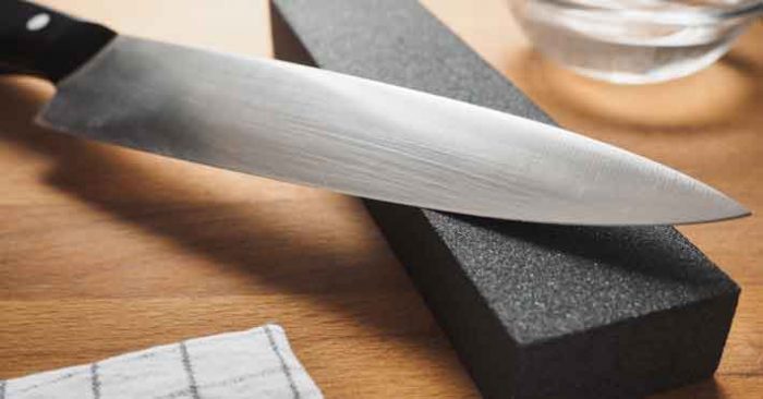 The Three Steps Necessary to Sharpening a Knife